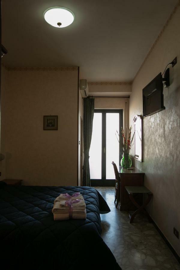 Hotel Bisceglie Buitenkant foto